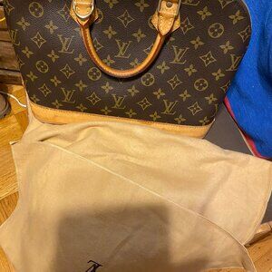 Louis Vuitton Handbag